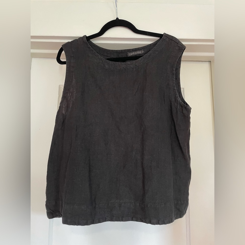 Cut Loose Linen Shell Top